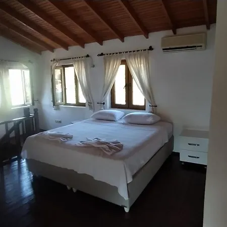 Ciftlik Evi * موجلا