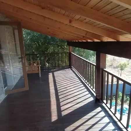 Βίλα Ciftlik Evi